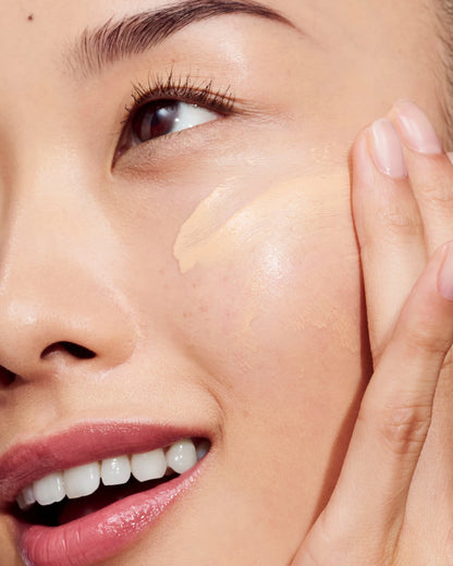 Even Better Clinical™ Vitamin Makeup Broad Spectrum SPF 45 - US 5993