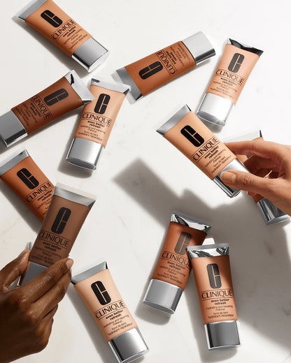 Even Better Refresh™ Hydrating and Repairing Makeup - US 2281