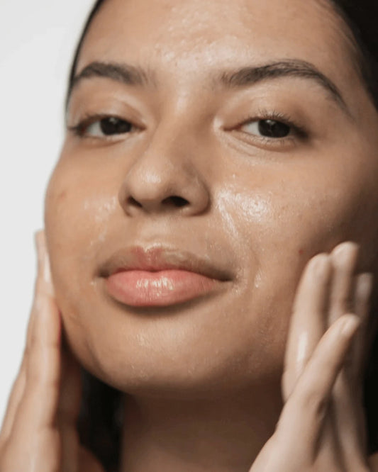 Acne Solutions™ Cleansing Gel - US 8134