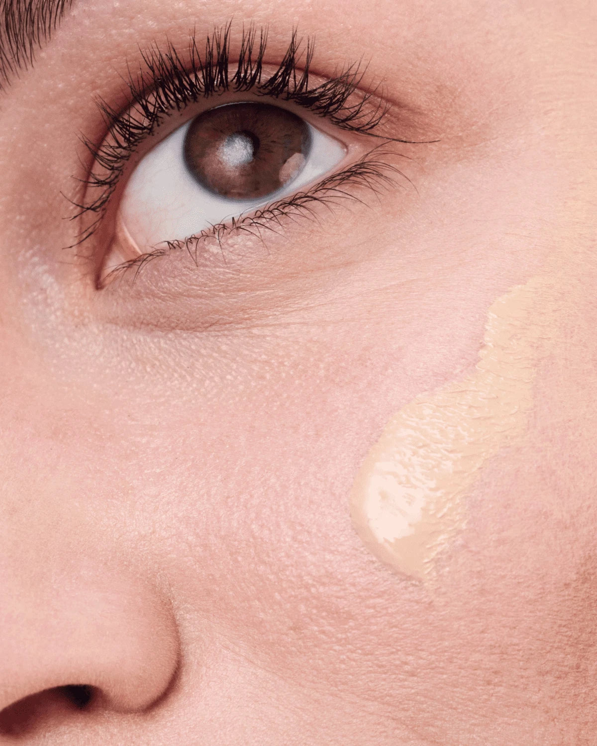 Redness Solutions Makeup Broad Spectrum SPF 15 With Probiotic Technology - US 3159